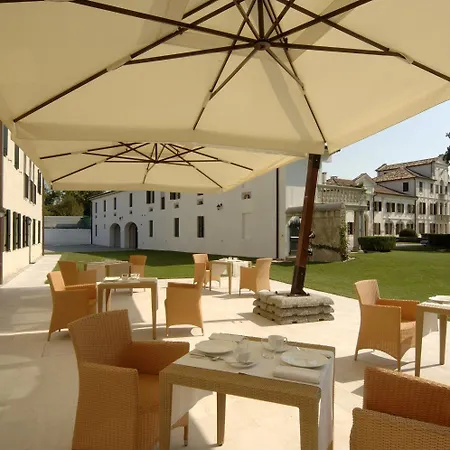 Hétvégi ház Toderini